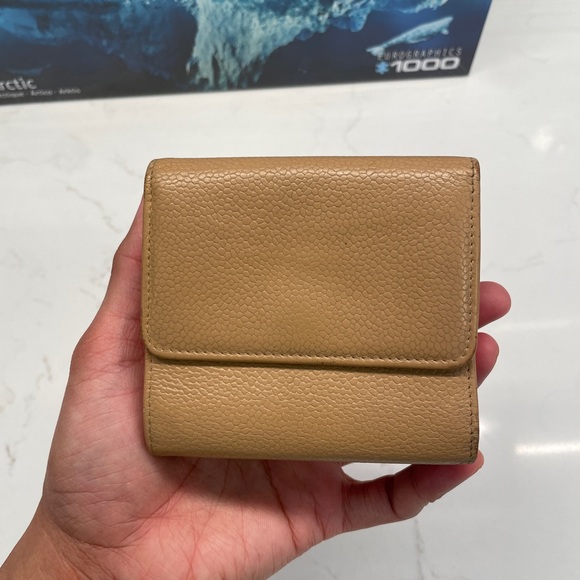 Chanel compact wallet authentic - Picture 3 of 12